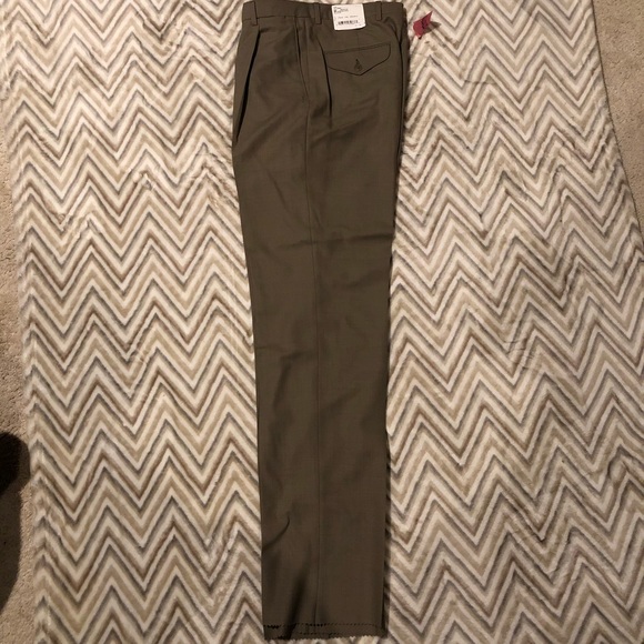Mens pants - Brown/Tan - 32 in waist - unhemmed - Picture 2 of 3
